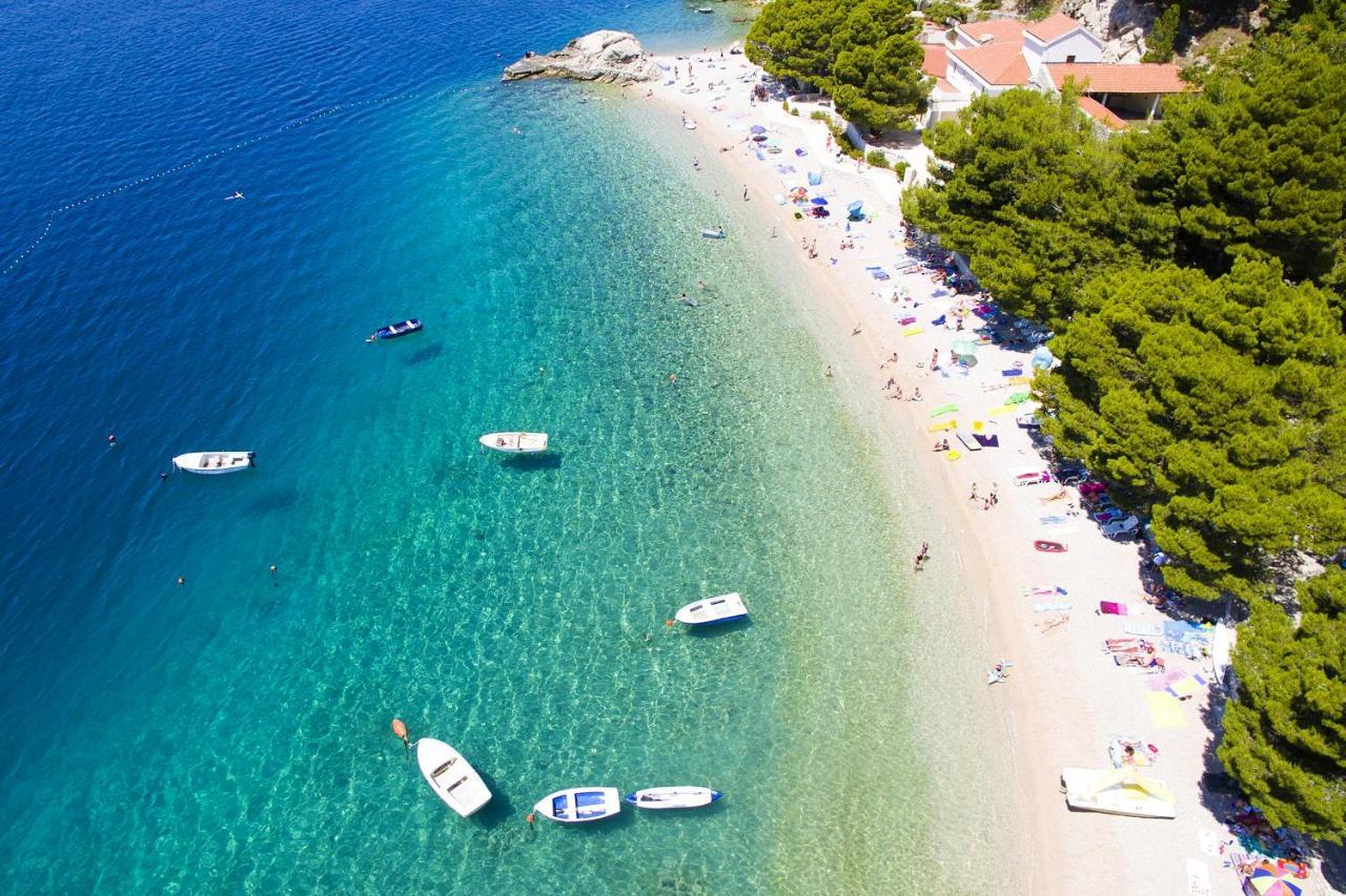 Apartments By The Sea Brela, Makarska - 6688 Eksteriør bilde