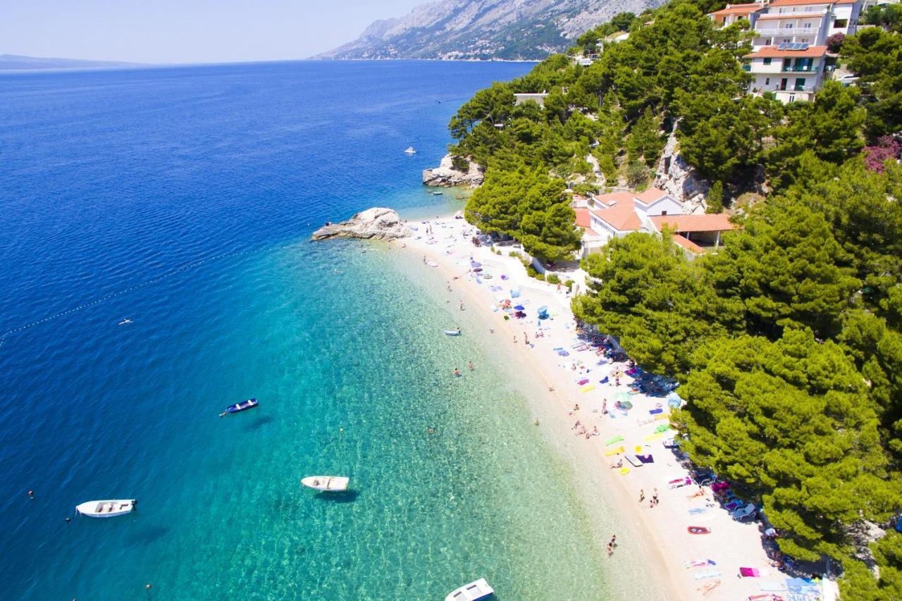 Apartments By The Sea Brela, Makarska - 6688 Eksteriør bilde