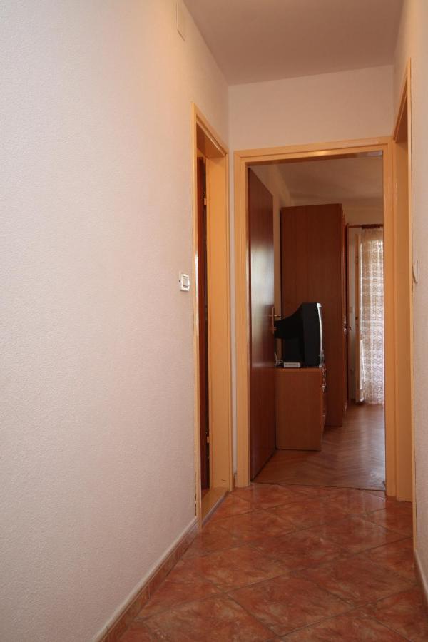Apartments By The Sea Brela, Makarska - 6688 Eksteriør bilde