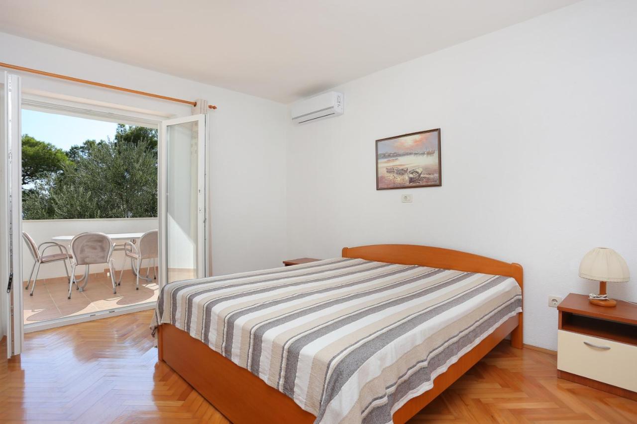Apartments By The Sea Brela, Makarska - 6688 Eksteriør bilde