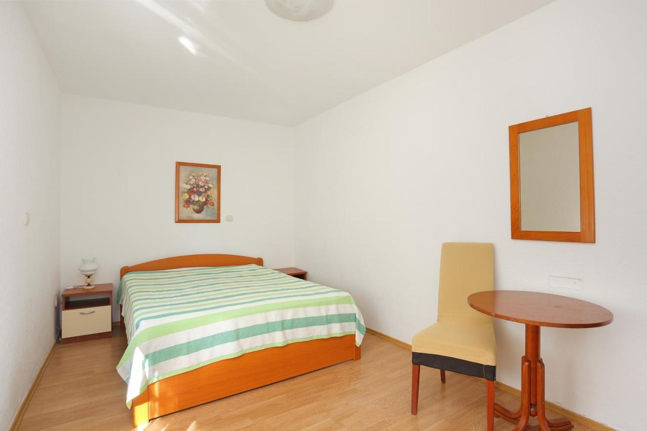 Apartments By The Sea Brela, Makarska - 6688 Eksteriør bilde