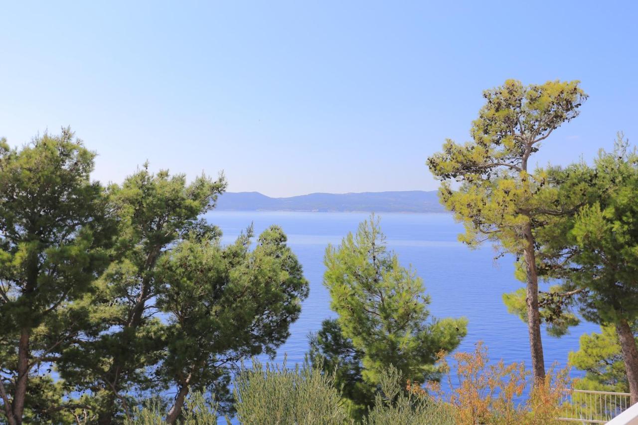 Apartments By The Sea Brela, Makarska - 6688 Eksteriør bilde