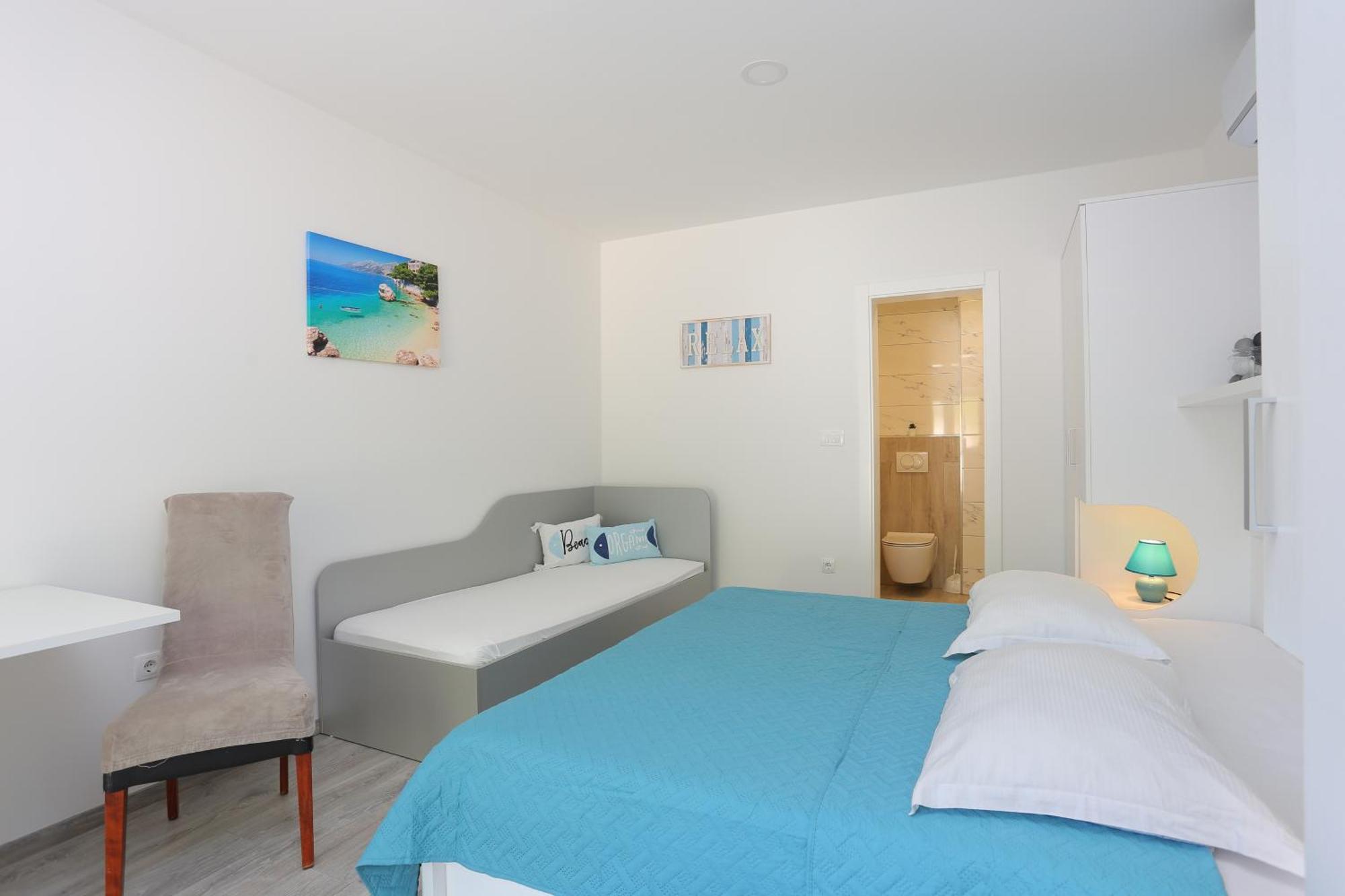 Apartments By The Sea Brela, Makarska - 6688 Rom bilde