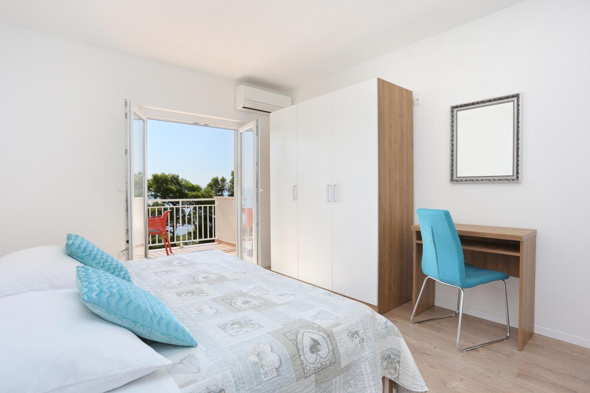 Apartments By The Sea Brela, Makarska - 6688 Rom bilde