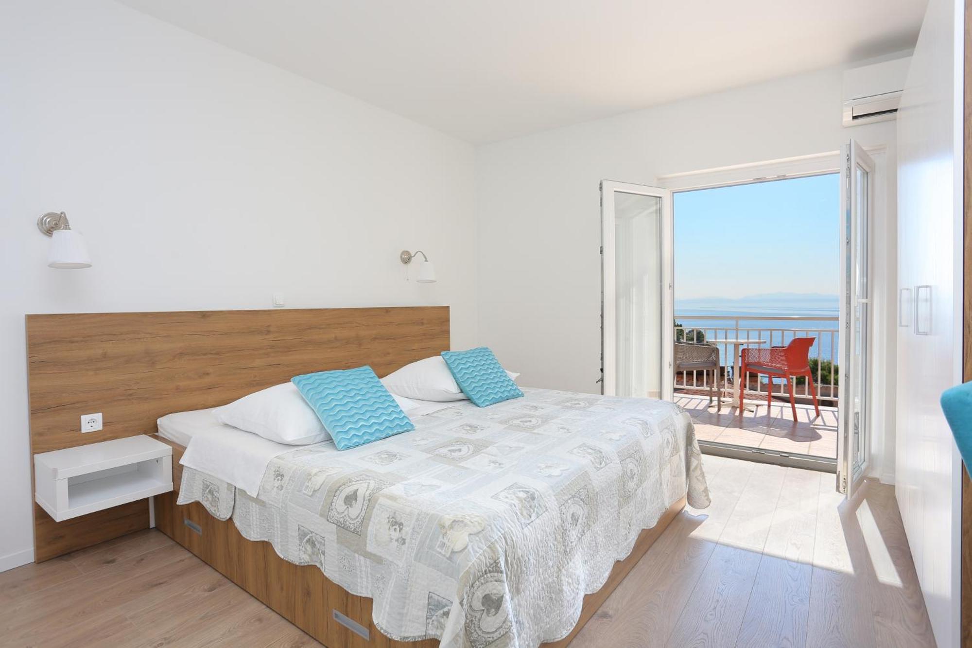 Apartments By The Sea Brela, Makarska - 6688 Rom bilde