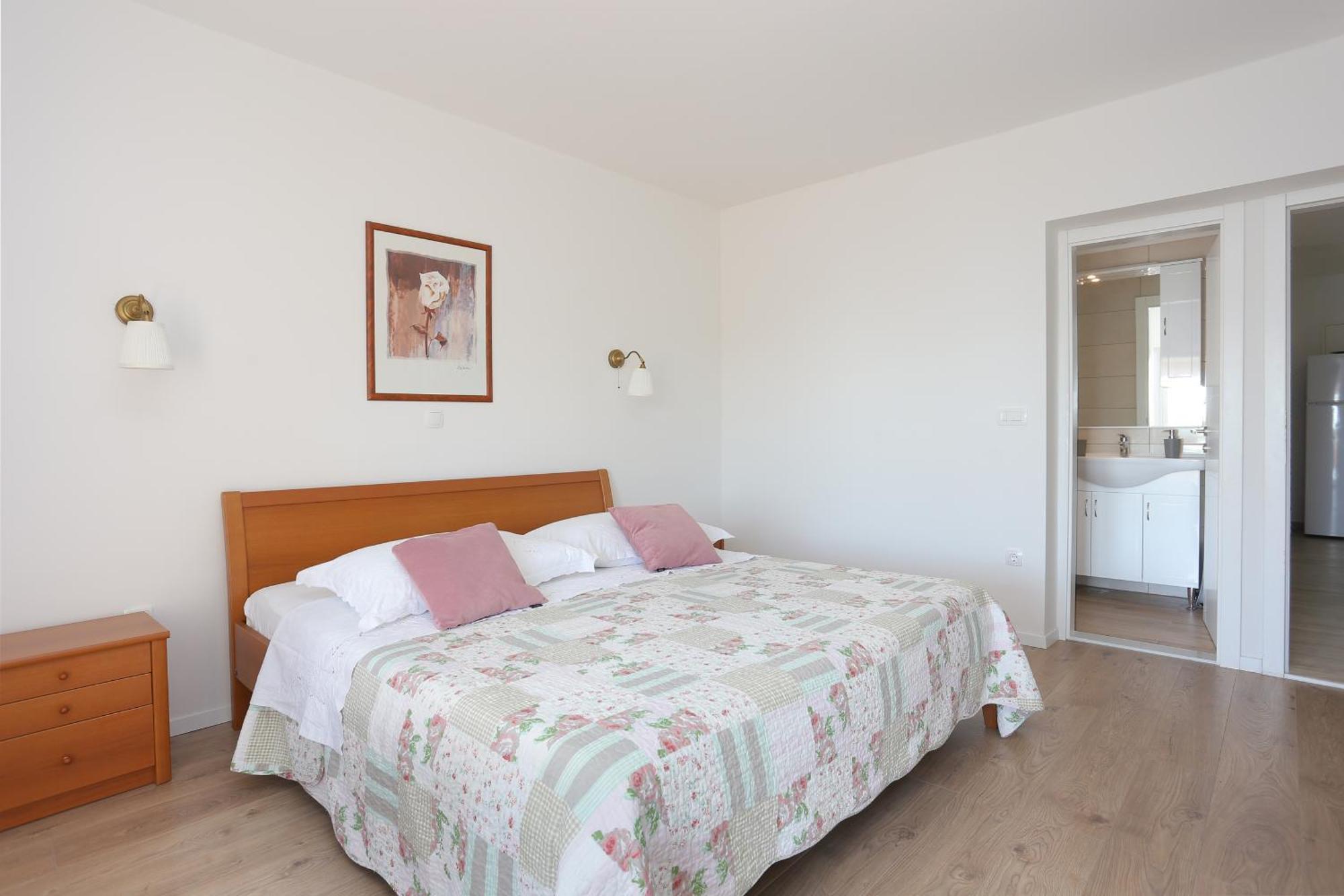 Apartments By The Sea Brela, Makarska - 6688 Rom bilde